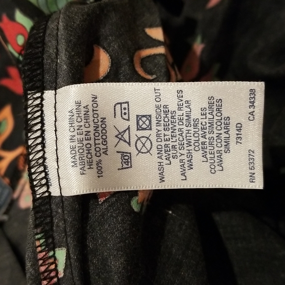 Pleated Skirt - Picture 6 of 8